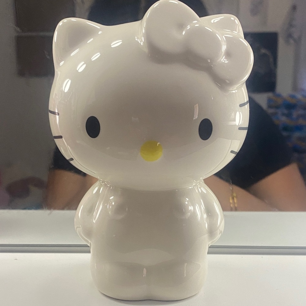 Hello Kitty Ceramic Bank